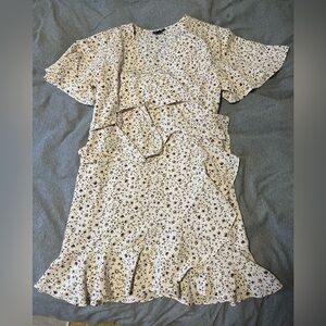 Floral Ruffle wrap Dress by Topshop